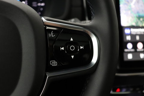 Volvo XC90 T8 Ultra Dark | Harman/Kardon | Trekhaak | Panoramadak | 360° Camera | Head-Up | Pilot Assist | 21 Inch
