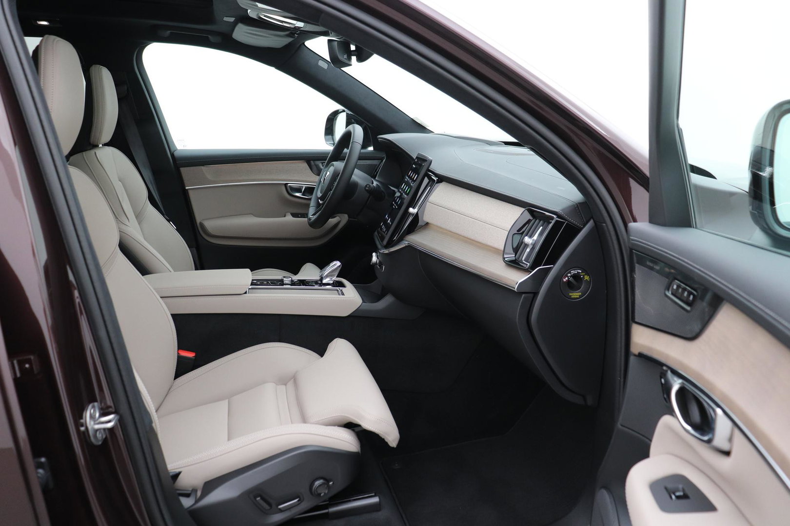 Volvo XC90 T8 Ultra Dark | Harman/Kardon | Trekhaak | Panoramadak | 360° Camera | Head-Up | Pilot Assist | ACC