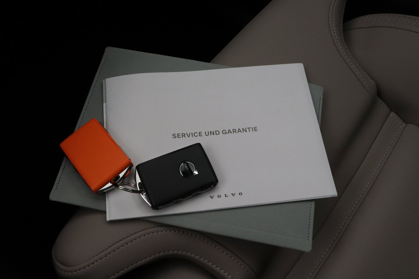 Volvo XC90 T8 Ultra Dark | Harman/Kardon | Trekhaak | Panoramadak | 360° Camera | Head-Up | Pilot Assist | ACC