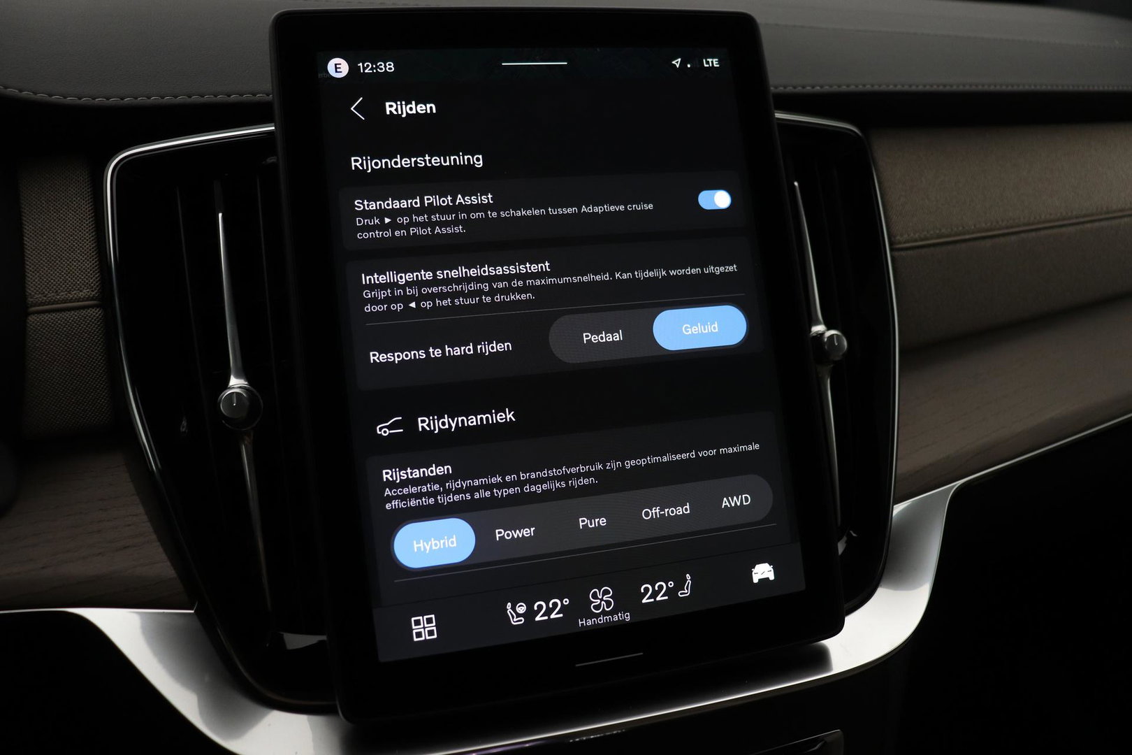 Volvo XC90 T8 Ultra Dark | Harman/Kardon | Trekhaak | Panoramadak | 360° Camera | Head-Up | Pilot Assist | ACC