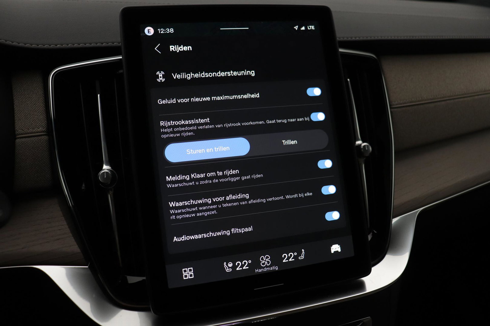 Volvo XC90 T8 Ultra Dark | Harman/Kardon | Trekhaak | Panoramadak | 360° Camera | Head-Up | Pilot Assist | ACC