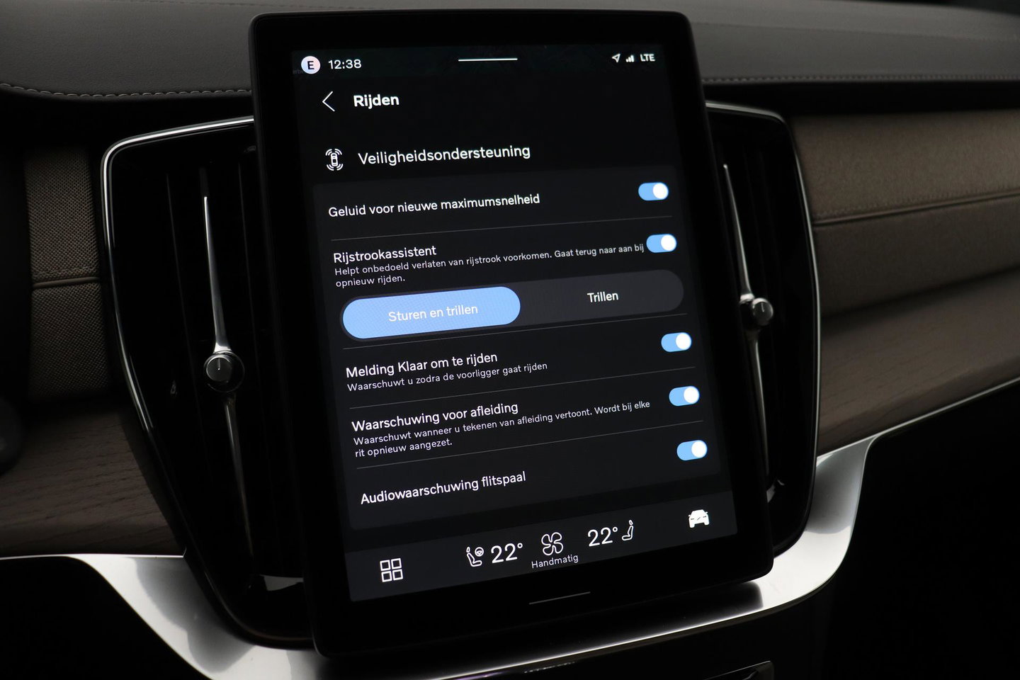Volvo XC90 T8 Ultra Dark | Harman/Kardon | Trekhaak | Panoramadak | 360° Camera | Head-Up | Pilot Assist | ACC