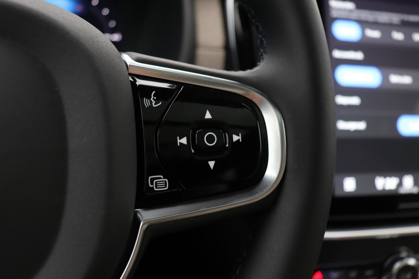 Volvo XC90 T8 Ultra Dark | Harman/Kardon | Trekhaak | Panoramadak | 360° Camera | Head-Up | Pilot Assist | ACC