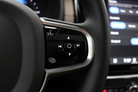 Volvo XC90 T8 Ultra Dark | Harman/Kardon | Trekhaak | Panoramadak | 360° Camera | Head-Up | Pilot Assist | ACC