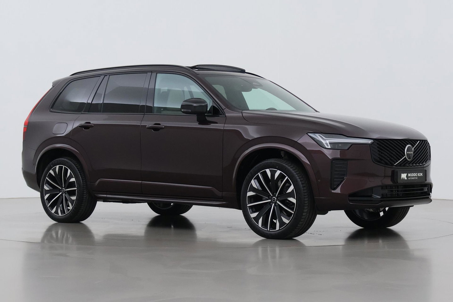 Volvo XC90 T8 Ultra Dark | Harman/Kardon | Trekhaak | Panoramadak | 360° Camera | Head-Up | Pilot Assist | ACC