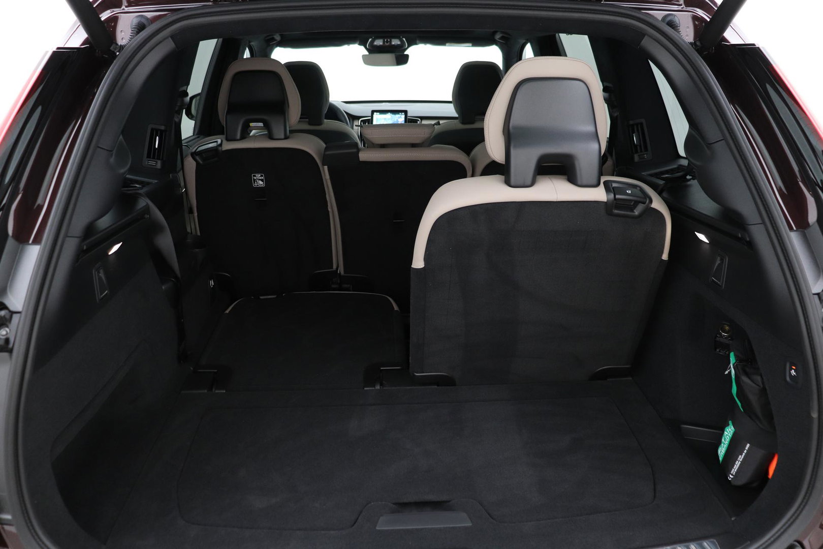 Volvo XC90 T8 Ultra Dark | Harman/Kardon | Trekhaak | Panoramadak | 360° Camera | Head-Up | Pilot Assist | ACC