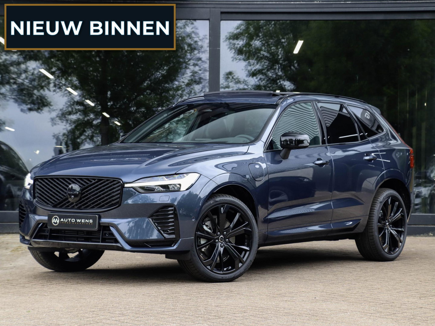 Volvo XC60 T6 AWD Ultra Black Edition Harman Kardon Pano 360 Head up 21''