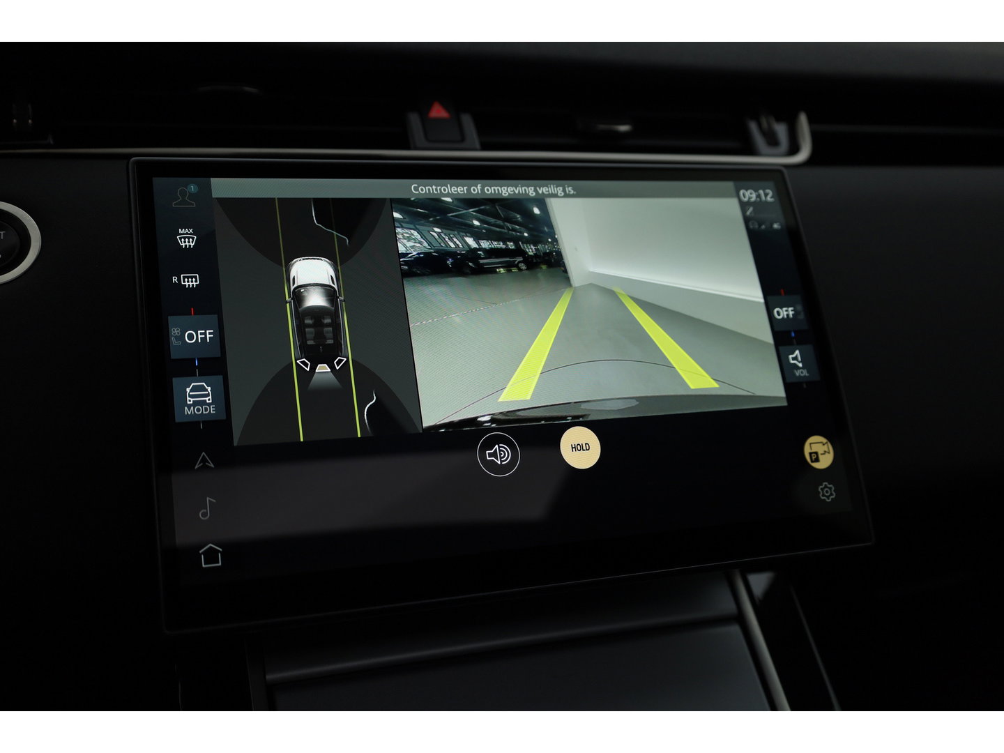 Land Rover Range Rover Evoque 1.5 P300e PHEV AWD S | Rijklaar! | Pano | SOH 94% | Camera | Leder | Adapt. Cruise | Elek. Stoelen | Apple CarPlay