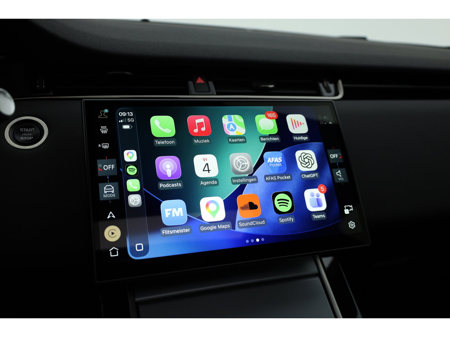 Land Rover Range Rover Evoque 1.5 P300e PHEV AWD S | Rijklaar! | Pano | SOH 94% | Camera | Leder | Adapt. Cruise | Elek. Stoelen | Apple CarPlay