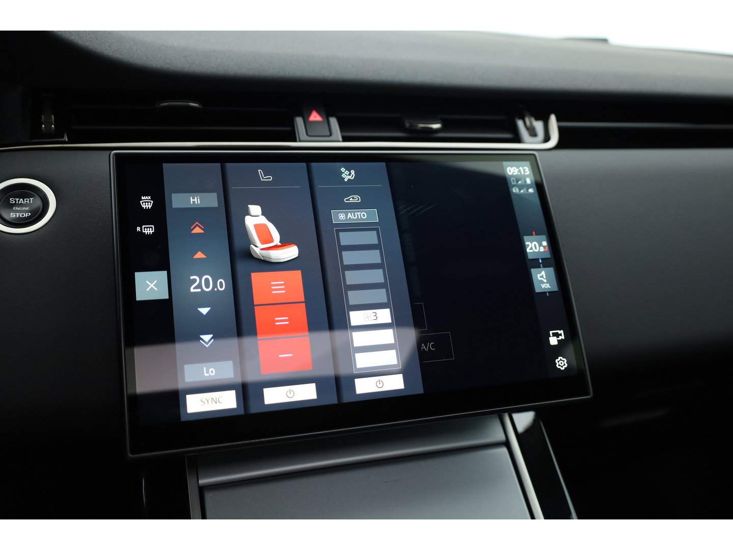 Land Rover Range Rover Evoque 1.5 P300e PHEV AWD S | Rijklaar! | Pano | SOH 94% | Camera | Leder | Adapt. Cruise | Elek. Stoelen | Apple CarPlay