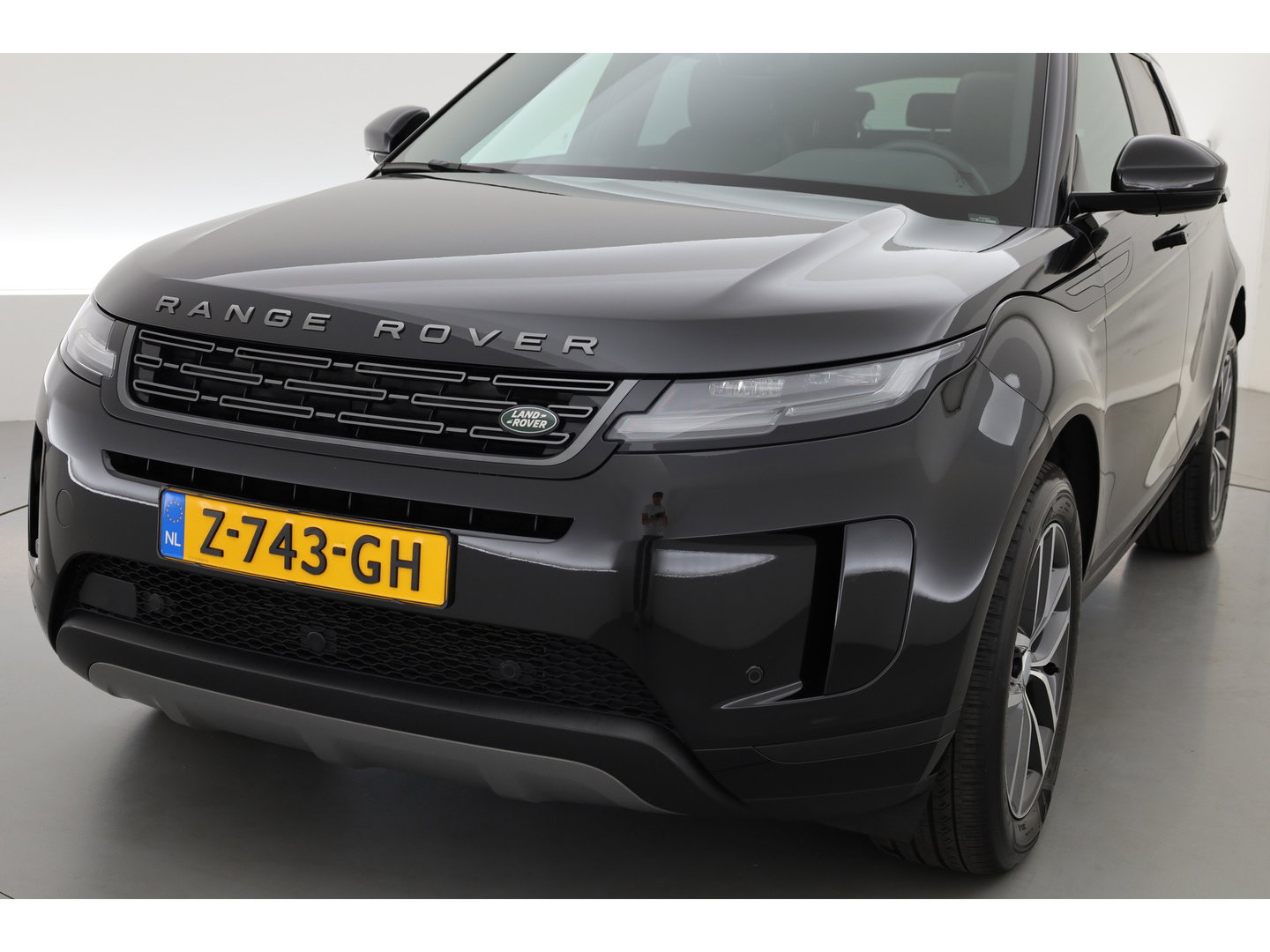 Land Rover Range Rover Evoque 1.5 P300e PHEV AWD S | Rijklaar! | Pano | SOH 94% | Camera | Leder | Adapt. Cruise | Elek. Stoelen | Apple CarPlay
