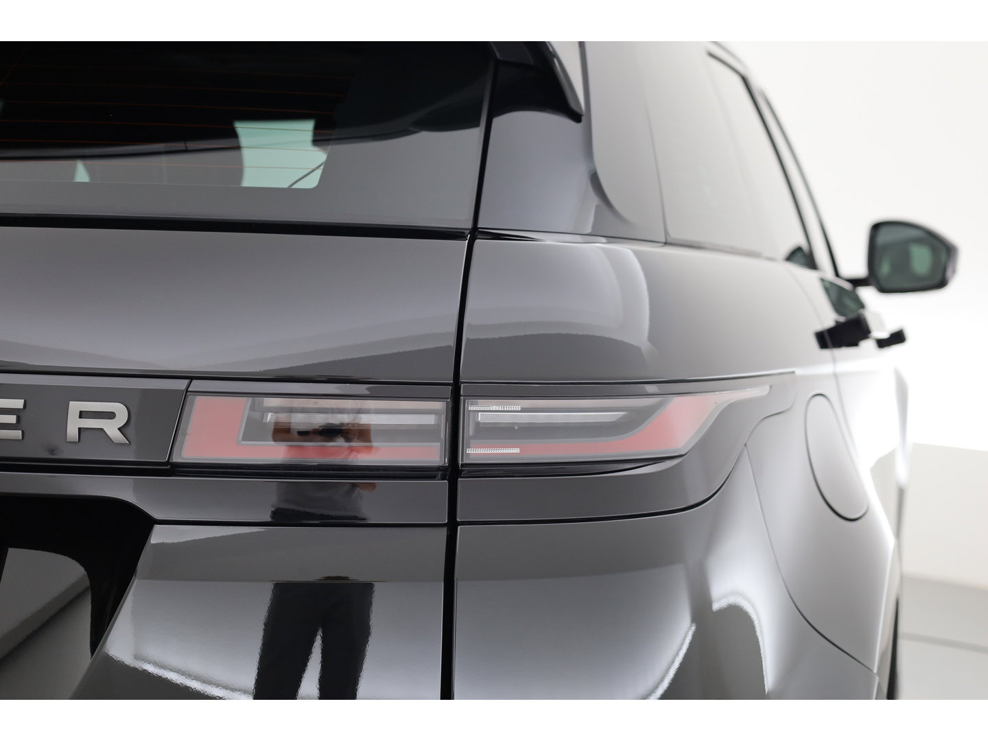 Land Rover Range Rover Evoque 1.5 P300e PHEV AWD S | Rijklaar! | Pano | SOH 94% | Camera | Leder | Adapt. Cruise | Elek. Stoelen | Apple CarPlay