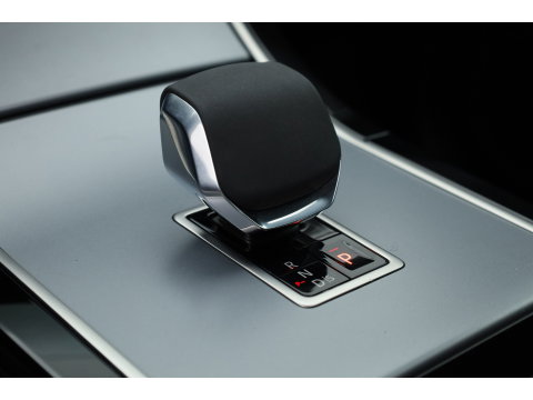 Land Rover Range Rover Evoque 1.5 P300e PHEV AWD S | Rijklaar! | Pano | SOH 94% | Camera | Leder | Adapt. Cruise | Elek. Stoelen | Apple CarPlay