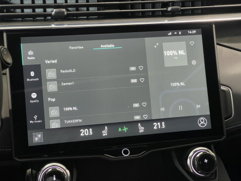 Lynk & Co 01 1.5 | Black Pakket Optioneel | Zwarte Hemel | Panoramadak | Adaptive Cruise Control | 360 Camera | Keyless | Elektrische Bestuurdersstoel + Geheugen | Parkeersensoren | Apple Ca