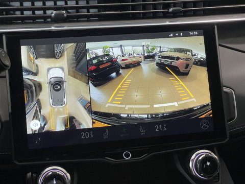 Lynk & Co 01 1.5 | Black Pakket Optioneel | Zwarte Hemel | Panoramadak | Adaptive Cruise Control | 360 Camera | Keyless | Elektrische Bestuurdersstoel + Geheugen | Parkeersensoren | Apple Ca