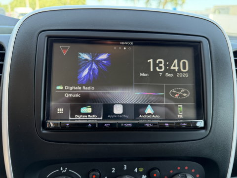 Renault Trafic 2.0 dCi 120pk T29 L2H1 Comfort / vaste prijs rijklaar € 19.950 ex btw / euro 6 / bpm vrij / lease vanaf € 336 / airco / cruise / navi / camera / lichtmetalen velgen / nieuwe koppeling !