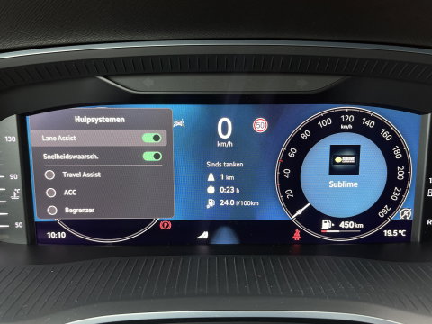 Škoda Octavia Combi 1.5 TSI Business Edition Plus | Elektrisch wegklapbare trekhaak | Keyless Go/Entry | Apple Carplay | Airco | Achteruitrijcamera | Stuurverwarming |