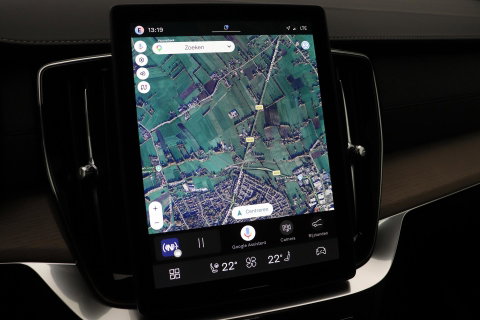 Volvo XC90 T8 Ultra Dark | Harman/Kardon | Panoramadak | Head-Up | Trekhaak | 360° Camera | Pilot Assist