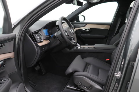 Volvo XC90 T8 Ultra Dark | Harman/Kardon | Panoramadak | Head-Up | Trekhaak | 360° Camera | Pilot Assist