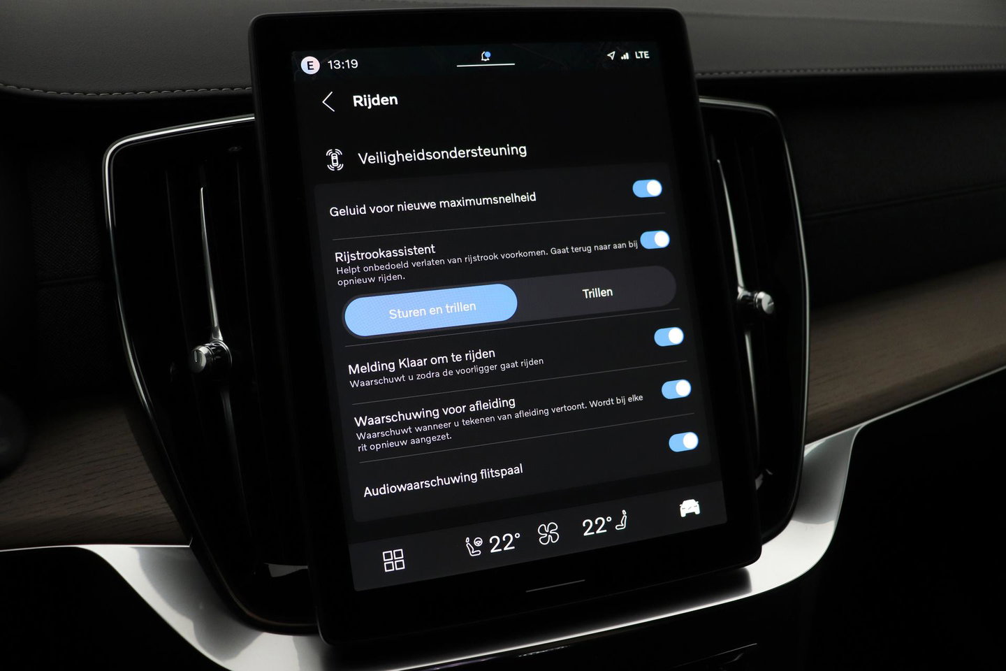 Volvo XC90 T8 Ultra Dark | Harman/Kardon | Panoramadak | Head-Up | Trekhaak | 360° Camera | Pilot Assist