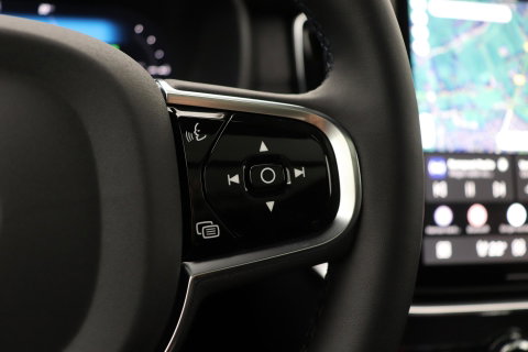 Volvo XC90 T8 Ultra Dark | Harman/Kardon | Panoramadak | Head-Up | Trekhaak | 360° Camera | Pilot Assist