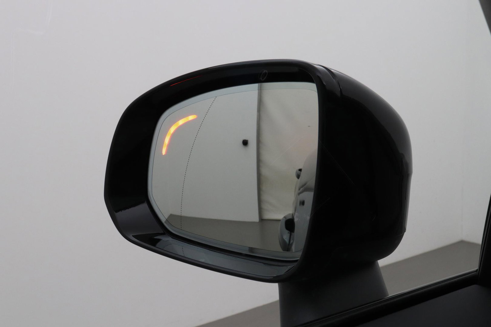 Volvo XC90 T8 Ultra Dark | Harman/Kardon | Panoramadak | Head-Up | Trekhaak | 360° Camera | Pilot Assist