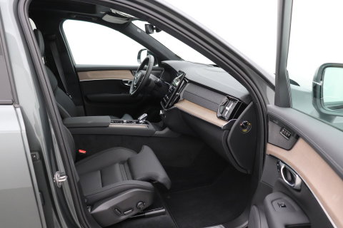 Volvo XC90 T8 Ultra Dark | Harman/Kardon | Panoramadak | Head-Up | Trekhaak | 360° Camera | Pilot Assist
