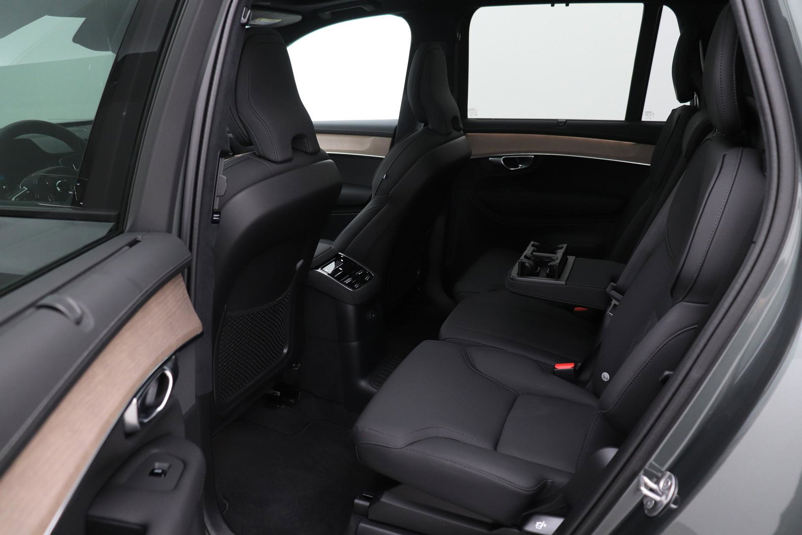 Volvo XC90 T8 Ultra Dark | Harman/Kardon | Panoramadak | Head-Up | Trekhaak | 360° Camera | Pilot Assist