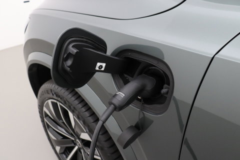 Volvo XC90 T8 Ultra Dark | Harman/Kardon | Panoramadak | Head-Up | Trekhaak | 360° Camera | Pilot Assist