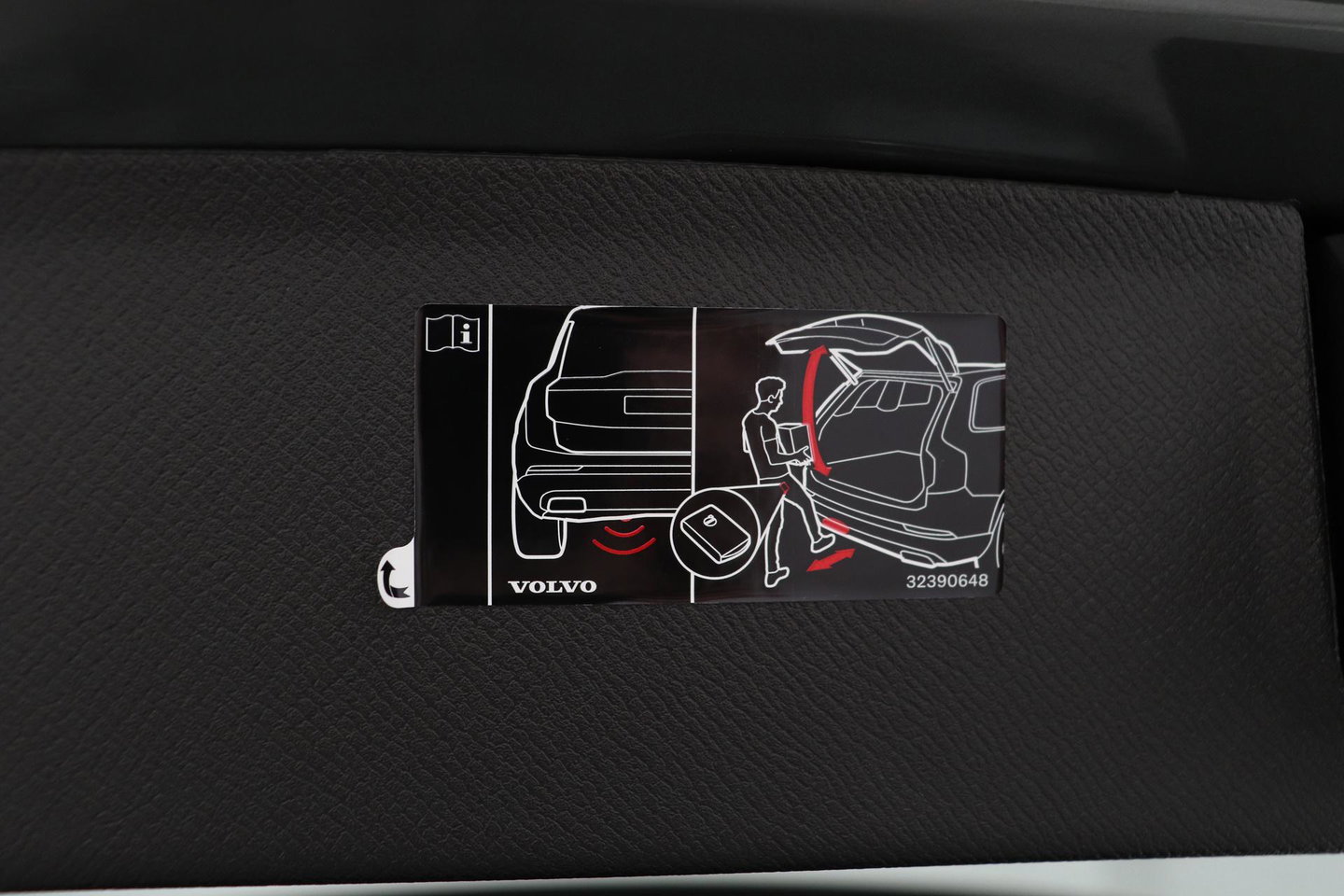 Volvo XC90 T8 Ultra Dark | Harman/Kardon | Panoramadak | Head-Up | Trekhaak | 360° Camera | Pilot Assist