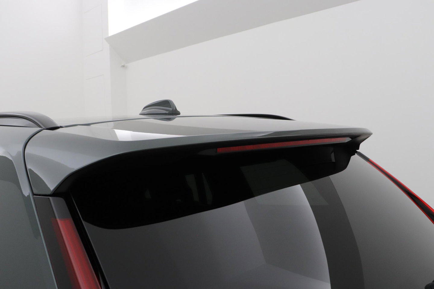 Volvo XC90 T8 Ultra Dark | Harman/Kardon | Panoramadak | Head-Up | Trekhaak | 360° Camera | Pilot Assist