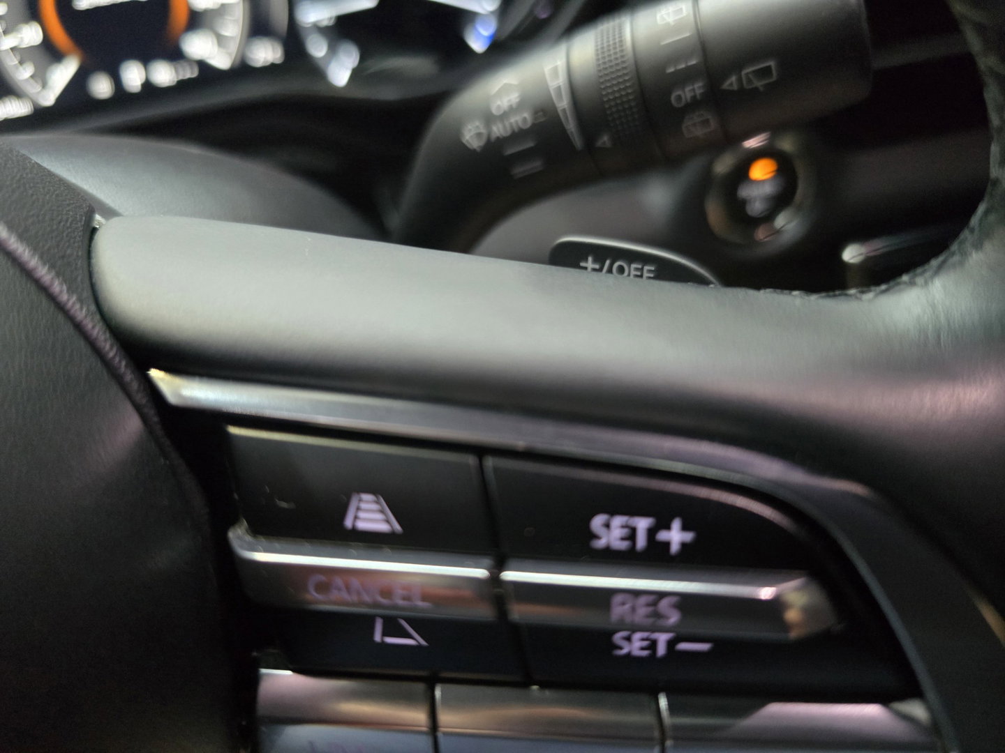 Mazda MX-30 E-SkyActiv 145 First Edition 36 kWh Clima Cruise Navi PDC LM