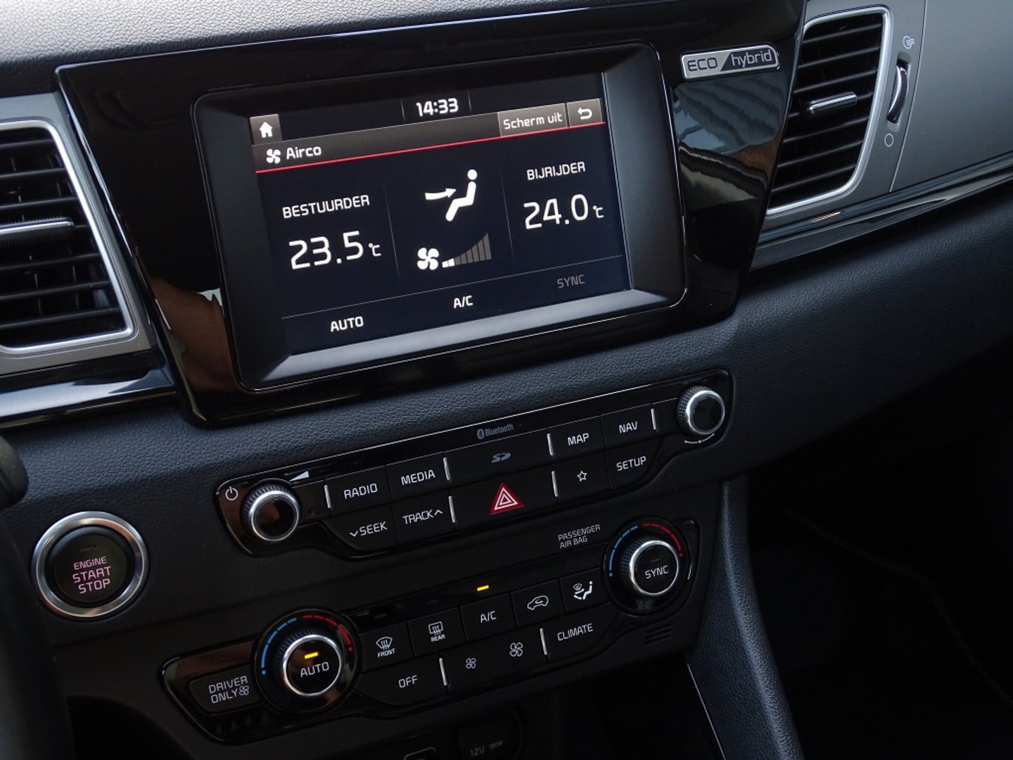 Kia Niro 1.6 GDi 141PK automaat / luxe pakket / LED / *NAP*