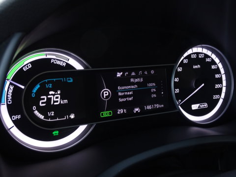 Kia Niro 1.6 GDi 141PK automaat / luxe pakket / LED / *NAP*