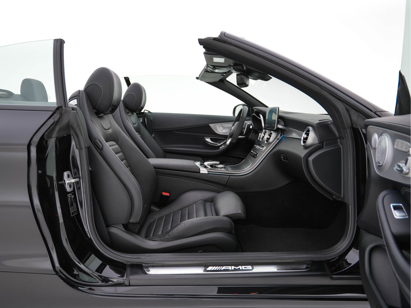 Mercedes-Benz C-Klasse Cabrio AMG 43 4MATIC Night Edition Aut. *LEDER | BURMESTER-AUDIO | FULL-LED | HEATED/VENTILATED-SPORTSEATS | NAVI-FULLMAP | SHIFTPADDLES | CAMERA | BLINDSPOT | ADAPTIVE-CRUISE | LANE-ASSIST | KEYLESS | AMBIENTLIGHT | MEMORY ..
