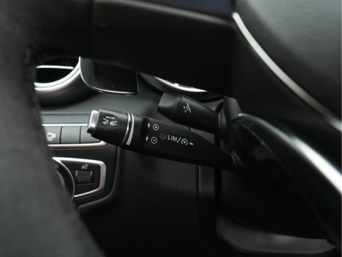 Mercedes-Benz C-Klasse Cabrio AMG 43 4MATIC Night Edition Aut. *LEDER | BURMESTER-AUDIO | FULL-LED | HEATED/VENTILATED-SPORTSEATS | NAVI-FULLMAP | SHIFTPADDLES | CAMERA | BLINDSPOT | ADAPTIVE-CRUISE | LANE-ASSIST | KEYLESS | AMBIENTLIGHT | MEMORY ..
