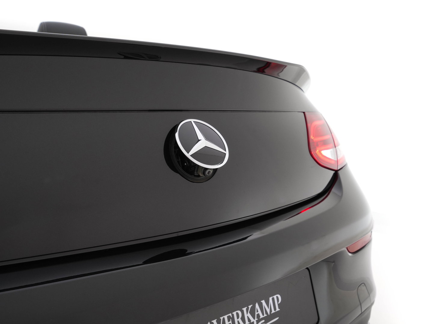 Mercedes-Benz C-Klasse Cabrio AMG 43 4MATIC Night Edition Aut. *LEDER | BURMESTER-AUDIO | FULL-LED | HEATED/VENTILATED-SPORTSEATS | NAVI-FULLMAP | SHIFTPADDLES | CAMERA | BLINDSPOT | ADAPTIVE-CRUISE | LANE-ASSIST | KEYLESS | AMBIENTLIGHT | MEMORY ..