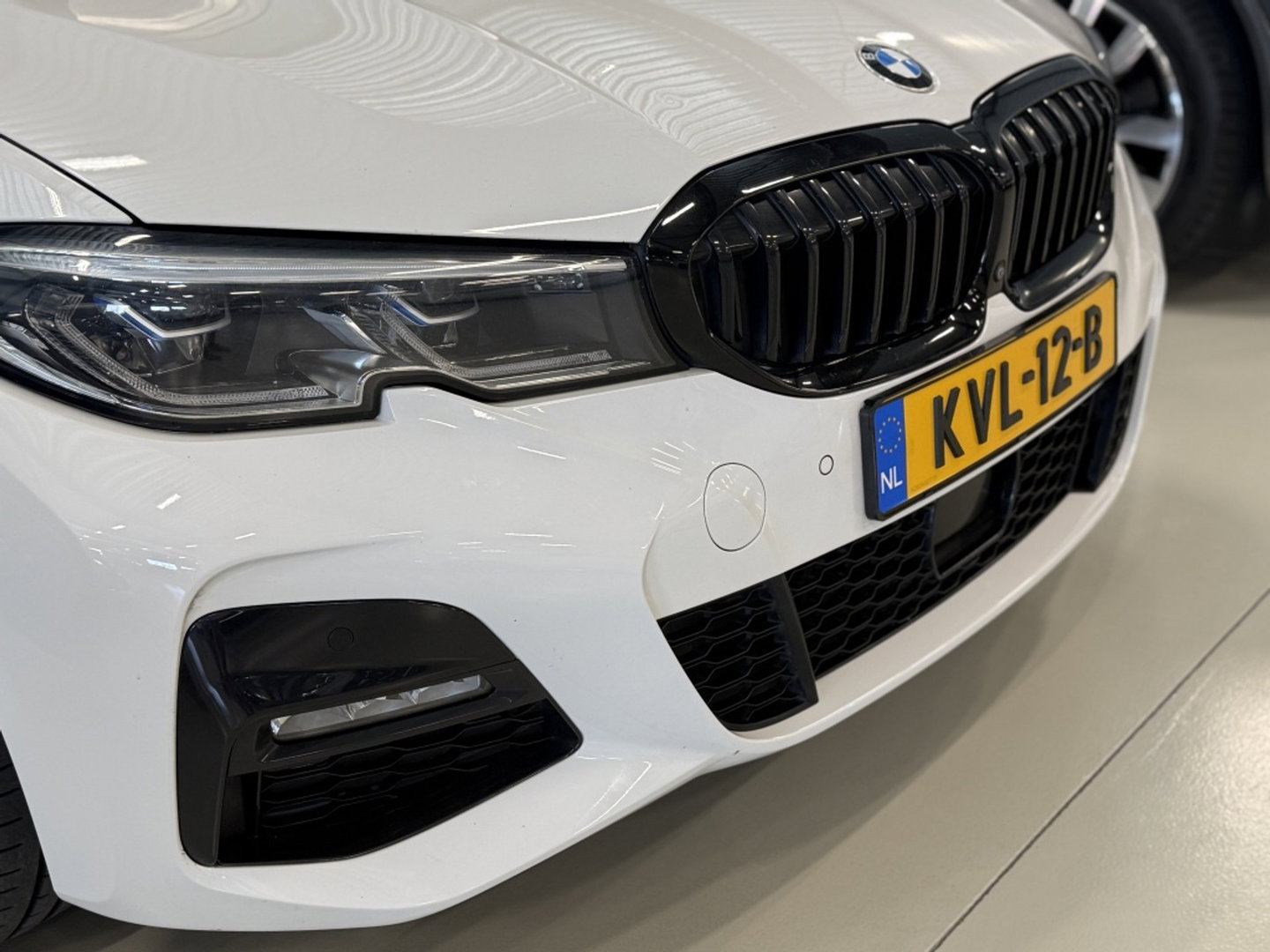 BMW 3 Serie touring 330e 292PK X-drive / M Sport / pano / Laser / BTW auto / 360°