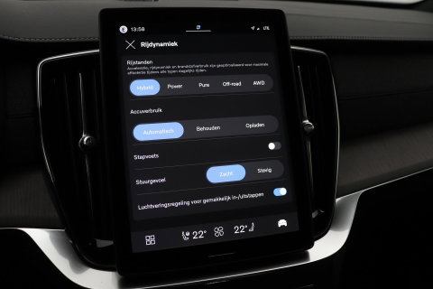 Volvo XC90 T8 Ultra Dark | Bowers&Wilkins | Luchtvering | Panoramadak | Trekhaak | 360° Camera | Massage | Head-Up | 22 Inch