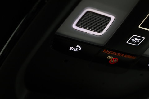 Volvo XC90 T8 Ultra Dark | Bowers&Wilkins | Luchtvering | Panoramadak | Trekhaak | 360° Camera | Massage | Head-Up | 22 Inch