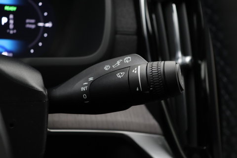 Volvo XC90 T8 Ultra Dark | Bowers&Wilkins | Luchtvering | Panoramadak | Trekhaak | 360° Camera | Massage | Head-Up | 22 Inch