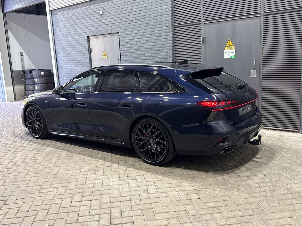 Audi A6 2.0 e-Hybrid Quattro S Edition Competition Bang&Olufsen | Luchtvering | Panoramadak | Trekhaak | Massage+Ventilatie | Head-Up | ACC | 21 Inch