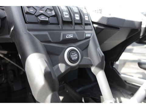 CAN-AM Sport Maverick X3 MAX X RS SMART-SHOX VOL'
