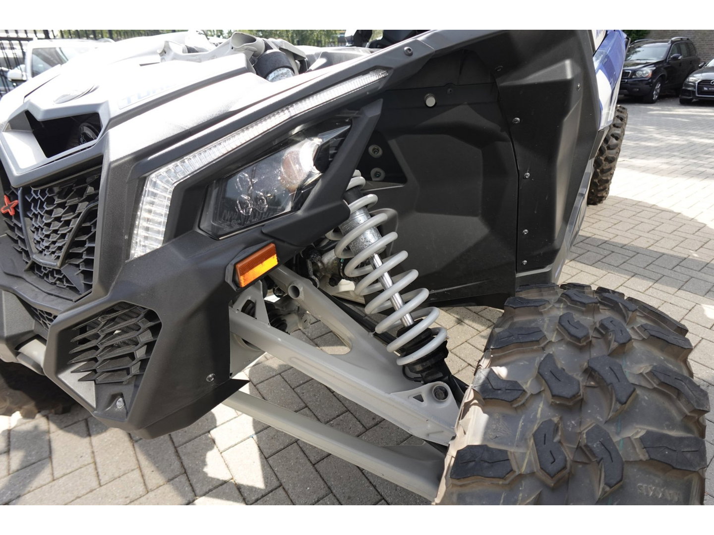CAN-AM Sport Maverick X3 MAX X RS SMART-SHOX VOL'