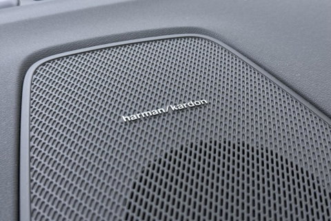 Volvo XC60 T8 Plus Dark | ACC | Harman/Kardon | Panoramadak | Head-Up | Memory | Stoelventilatie