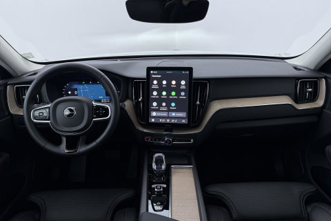 Volvo XC60 T8 Plus Dark | ACC | Harman/Kardon | Panoramadak | Head-Up | Memory | Stoelventilatie