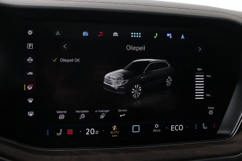 Volkswagen Touareg 3.0 TSi eHybrid 4MOTION Elegance | Luchtvering | Trekhaak | Panoramadak | Head-Up | 360 Camera | Ventilatie | Stoel+Stuurverwarming