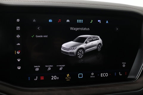 Volkswagen Touareg 3.0 TSi eHybrid 4MOTION Elegance | Luchtvering | Trekhaak | Panoramadak | Head-Up | 360 Camera | Ventilatie | Stoel+Stuurverwarming