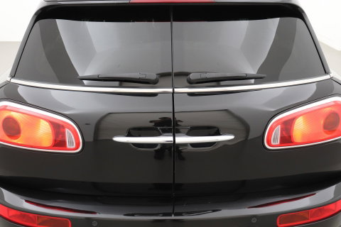 MINI Clubman 1.5 One D Chili Serious Business | Panoramadak | Automaat | Navigatie | Cruise Control | Airco | PDC | MINI Connected