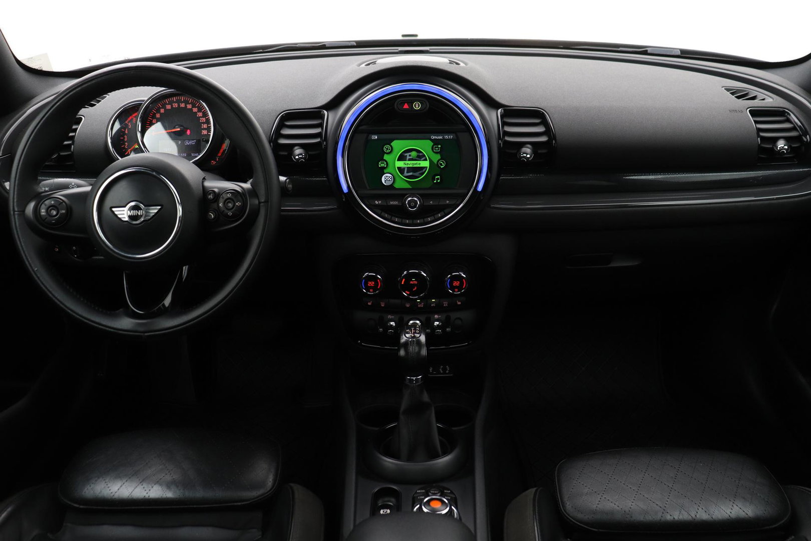 MINI Clubman 1.5 One D Chili Serious Business | Panoramadak | Automaat | Navigatie | Cruise Control | Airco | PDC | MINI Connected